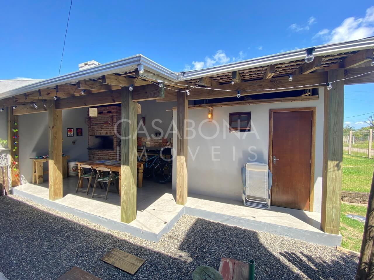 Encantadora Residência de Esquina no Balneário Camboim