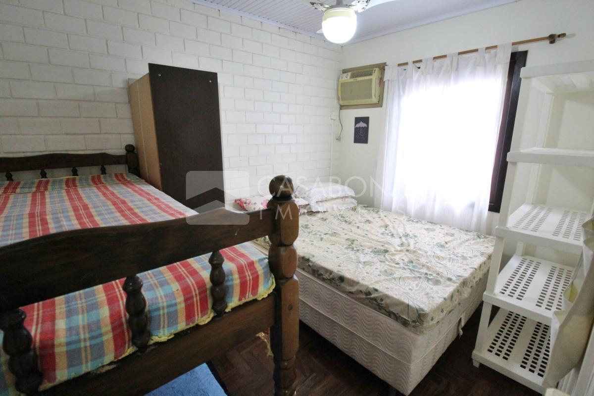 Charmosa Residência a Poucos Passos da Praia