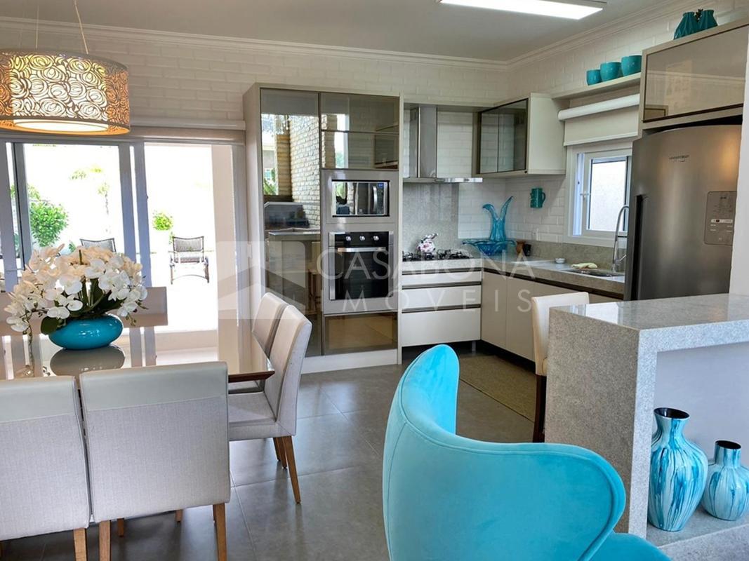 Magnífica Casa em Arroio do Sal: Design Moderno e Conforto Excepcional