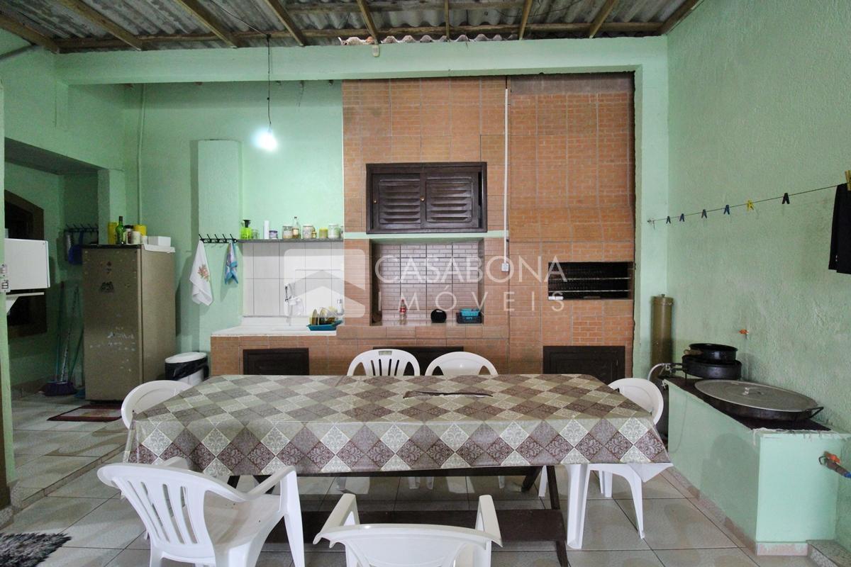 Residência com Localização Privilegiada no Balneário Jardim Olívia