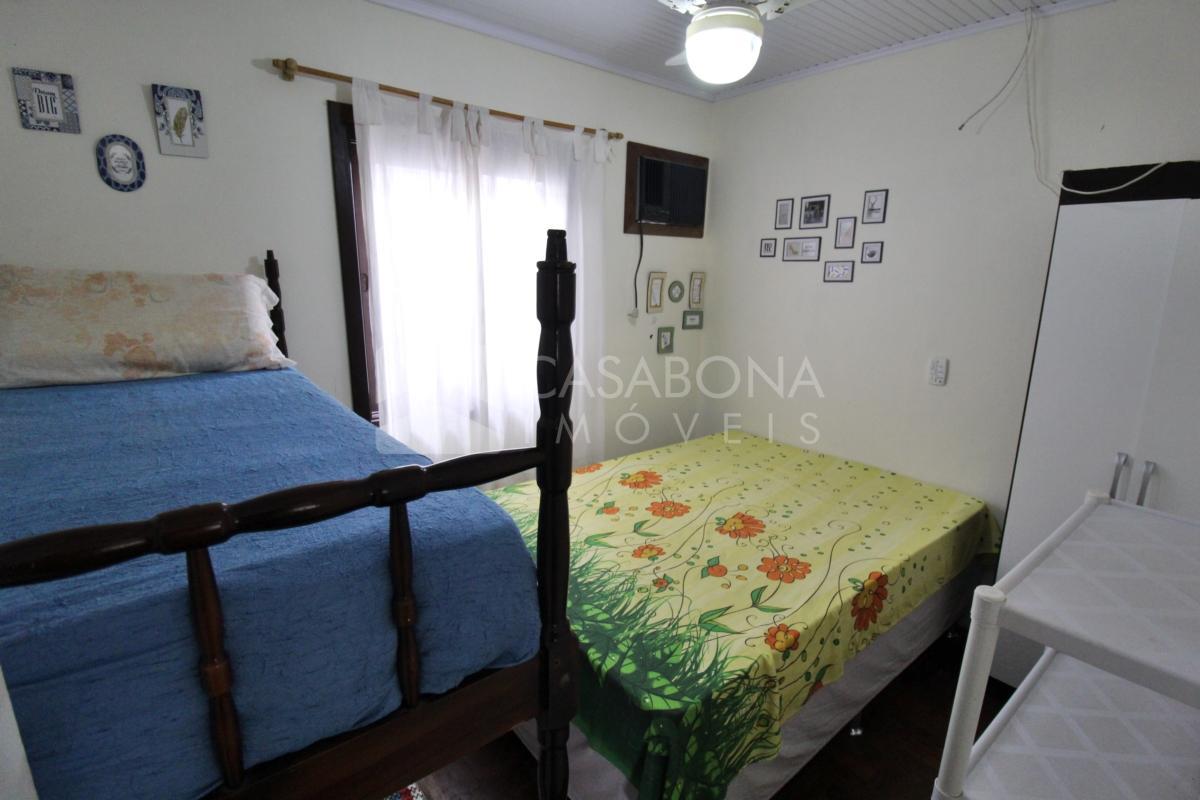 Charmosa Residência a Poucos Passos da Praia