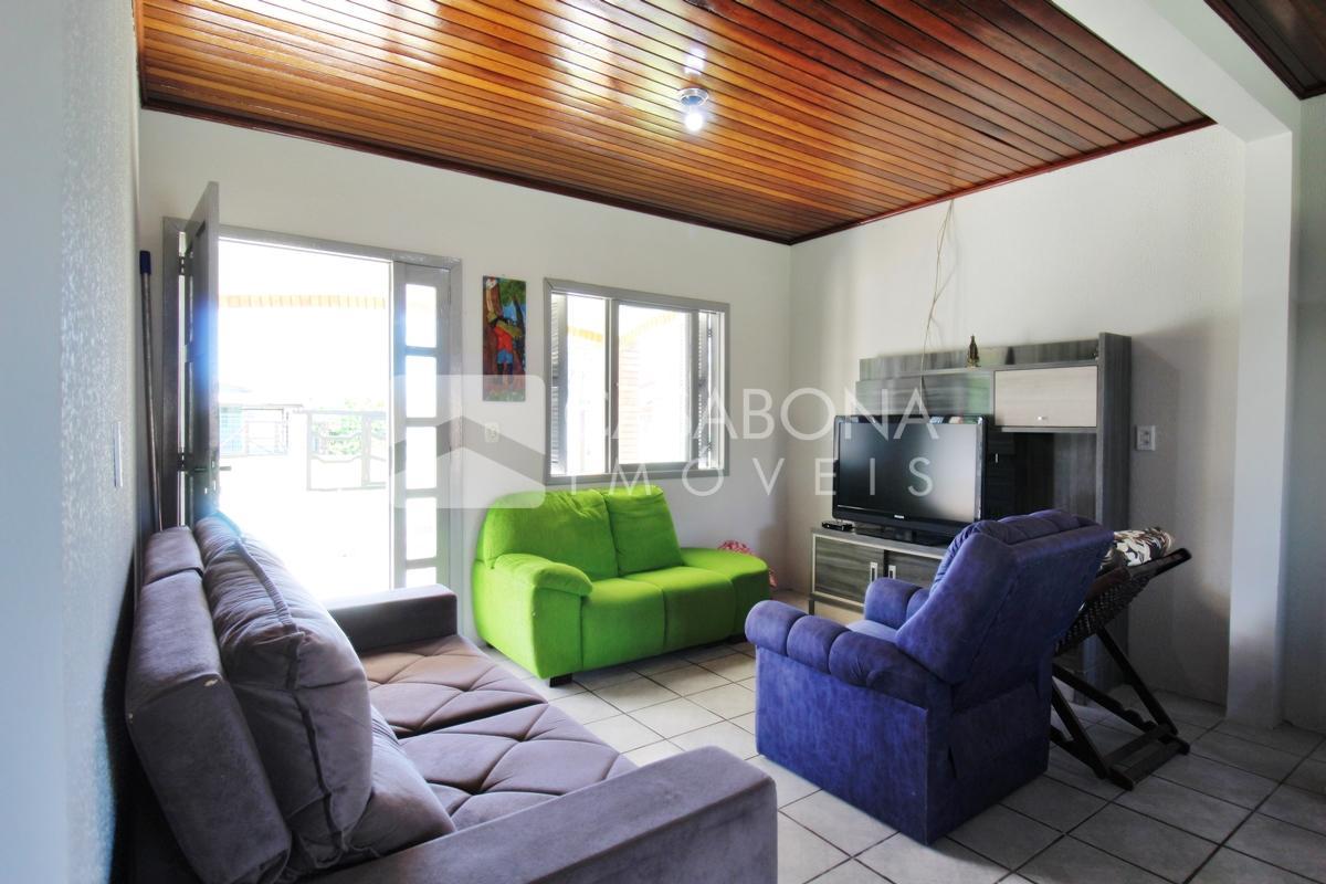 Encantadora Residência de Esquina com Piscina