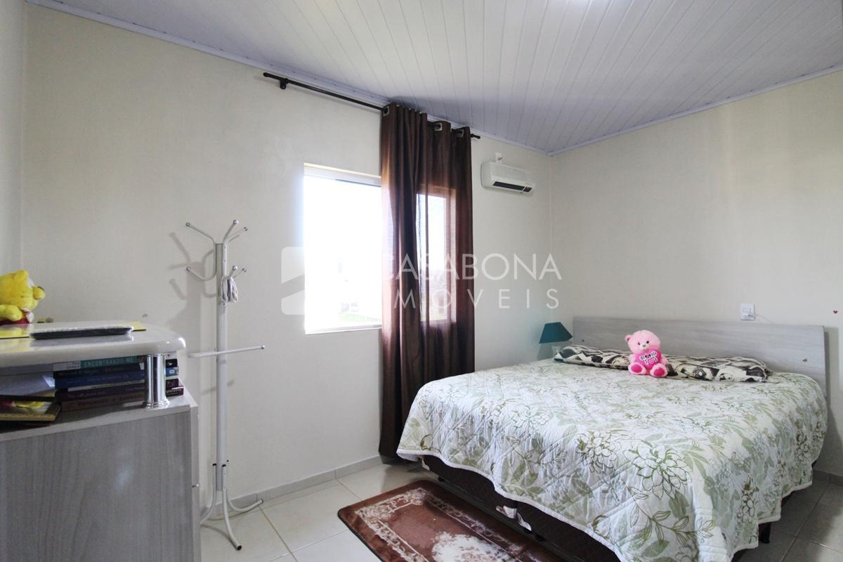 Excelente Investimento no Litoral: Residência com Duas Moradias