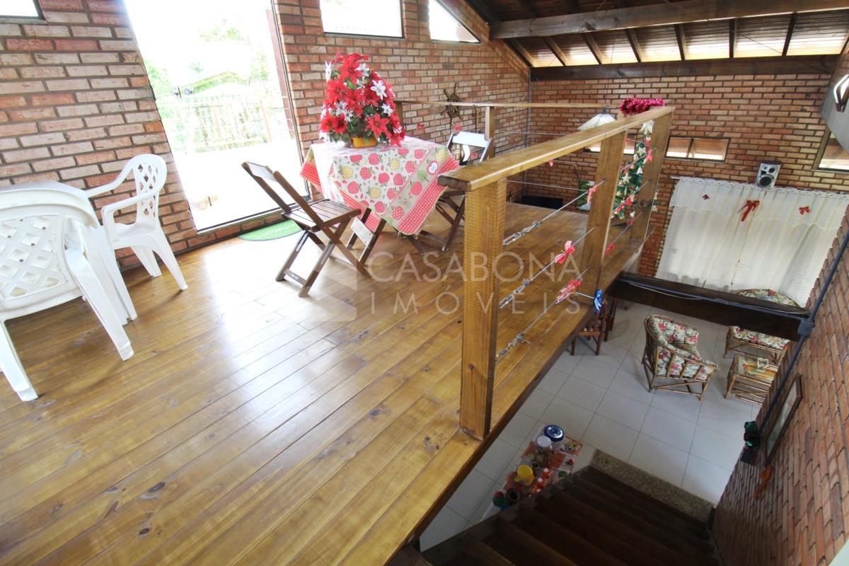 Excelente casa a apenas 200 metros do mar – Frente Norte