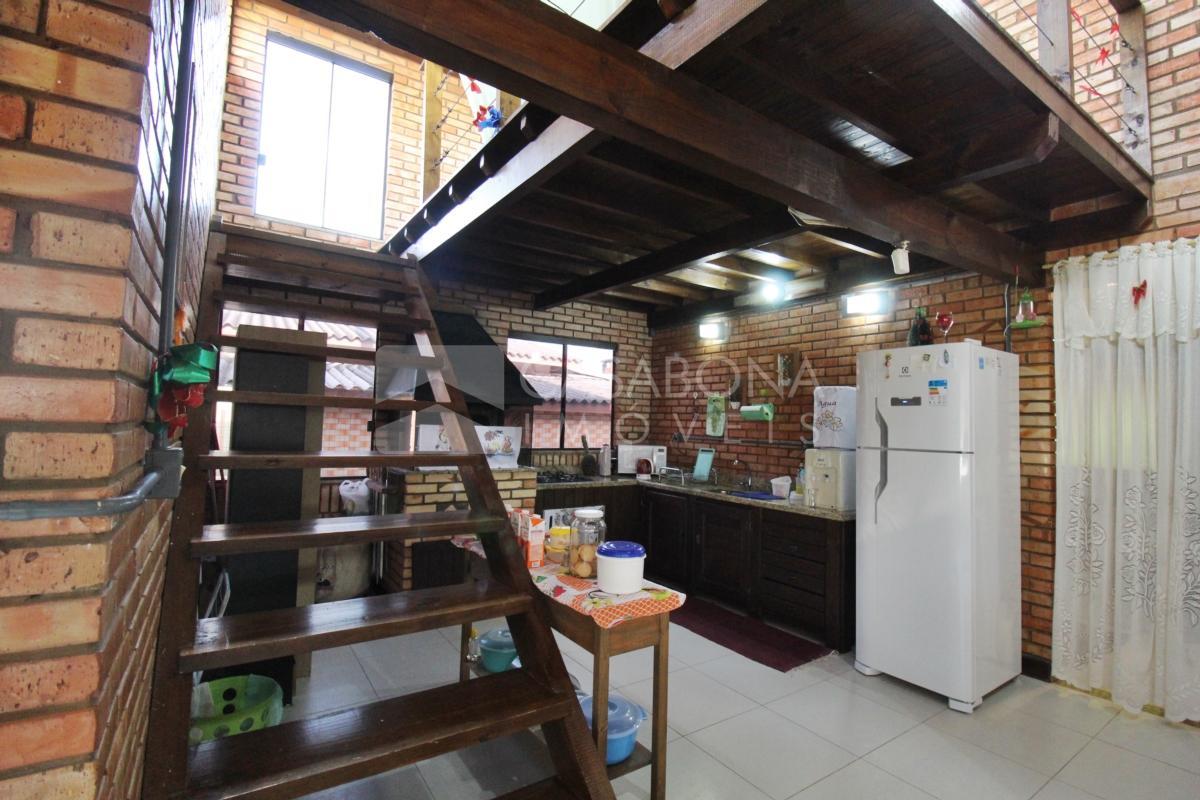 Excelente casa a apenas 200 metros do mar – Frente Norte