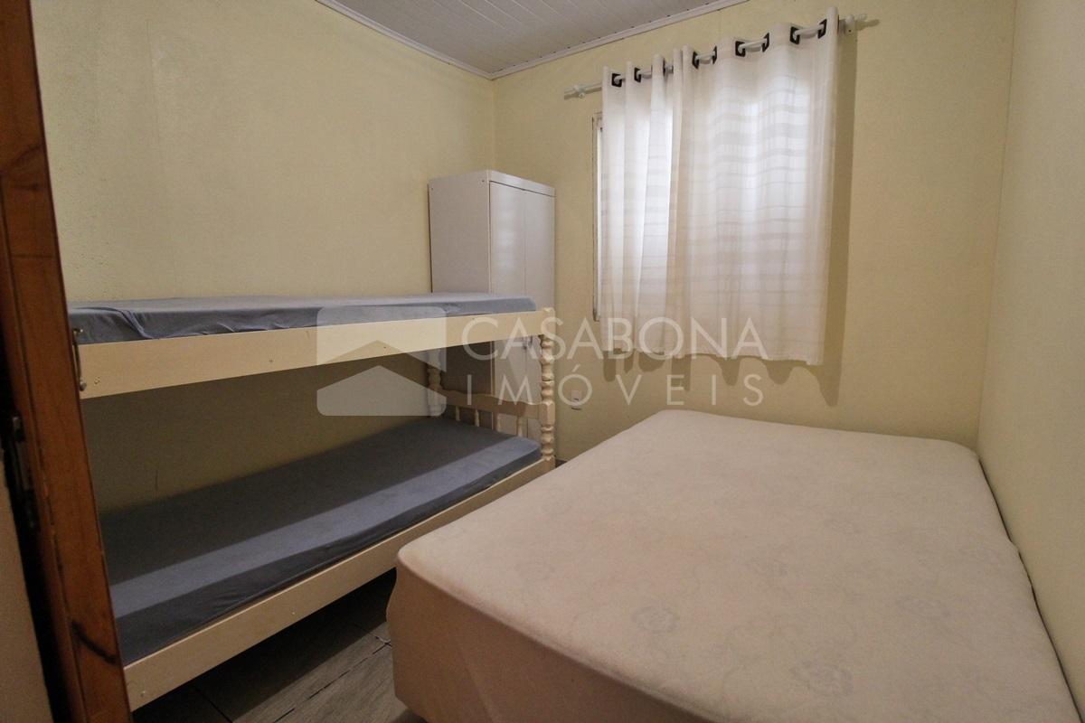 Casa com Piscina Próxima ao Mar: Pronta para Morar ou Veranear