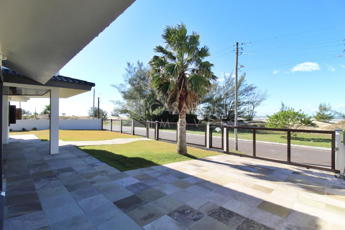 Casa Espetacular à Beira-Mar