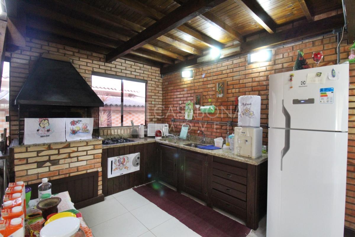 Excelente casa a apenas 200 metros do mar – Frente Norte
