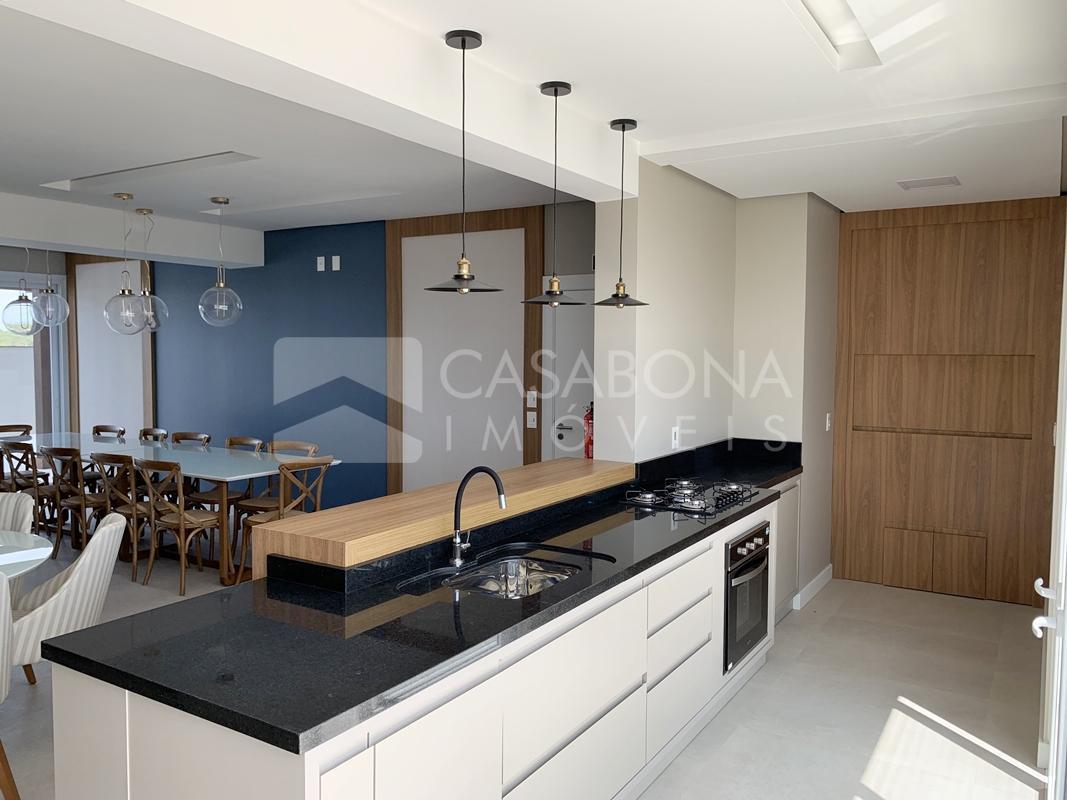 Apartamento no Edifício Mar da Serra: Elegância e Proximidade ao Mar