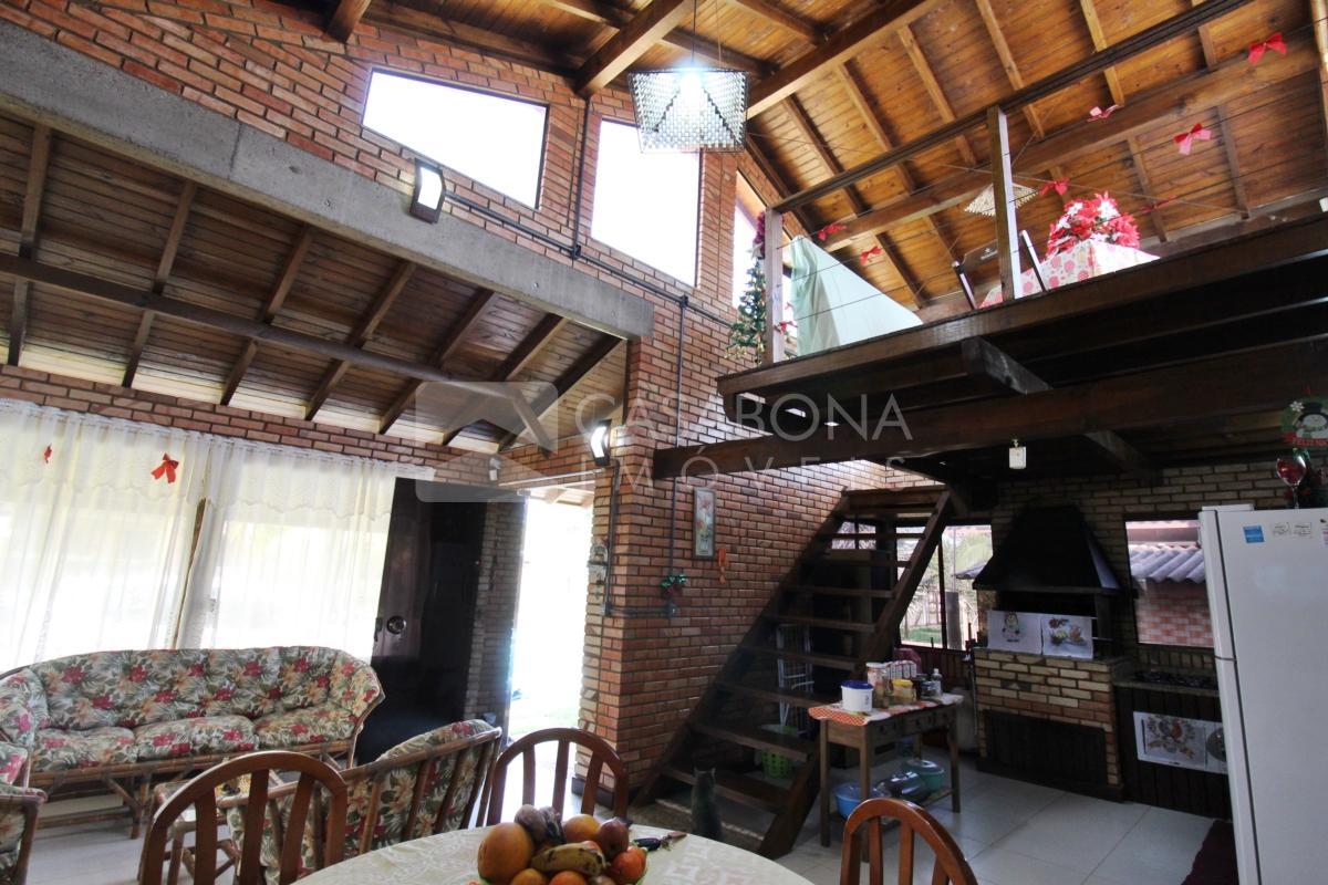 Excelente casa a apenas 200 metros do mar – Frente Norte