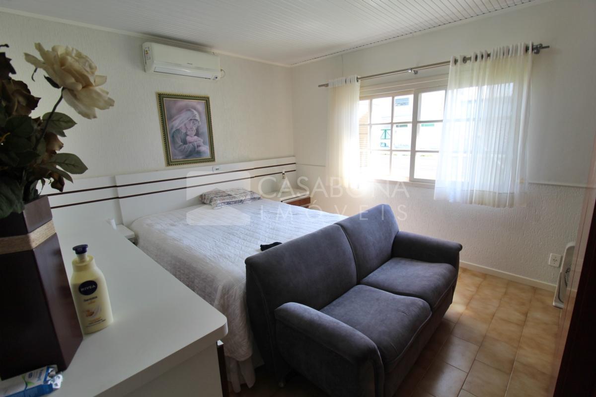 Encantadora Residência de Esquina no Balneário Areias Brancas