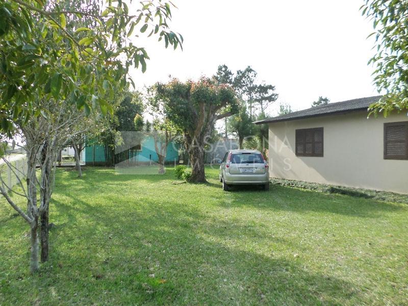 Oportunidade Única: Casa de Esquina com Dois Terrenos