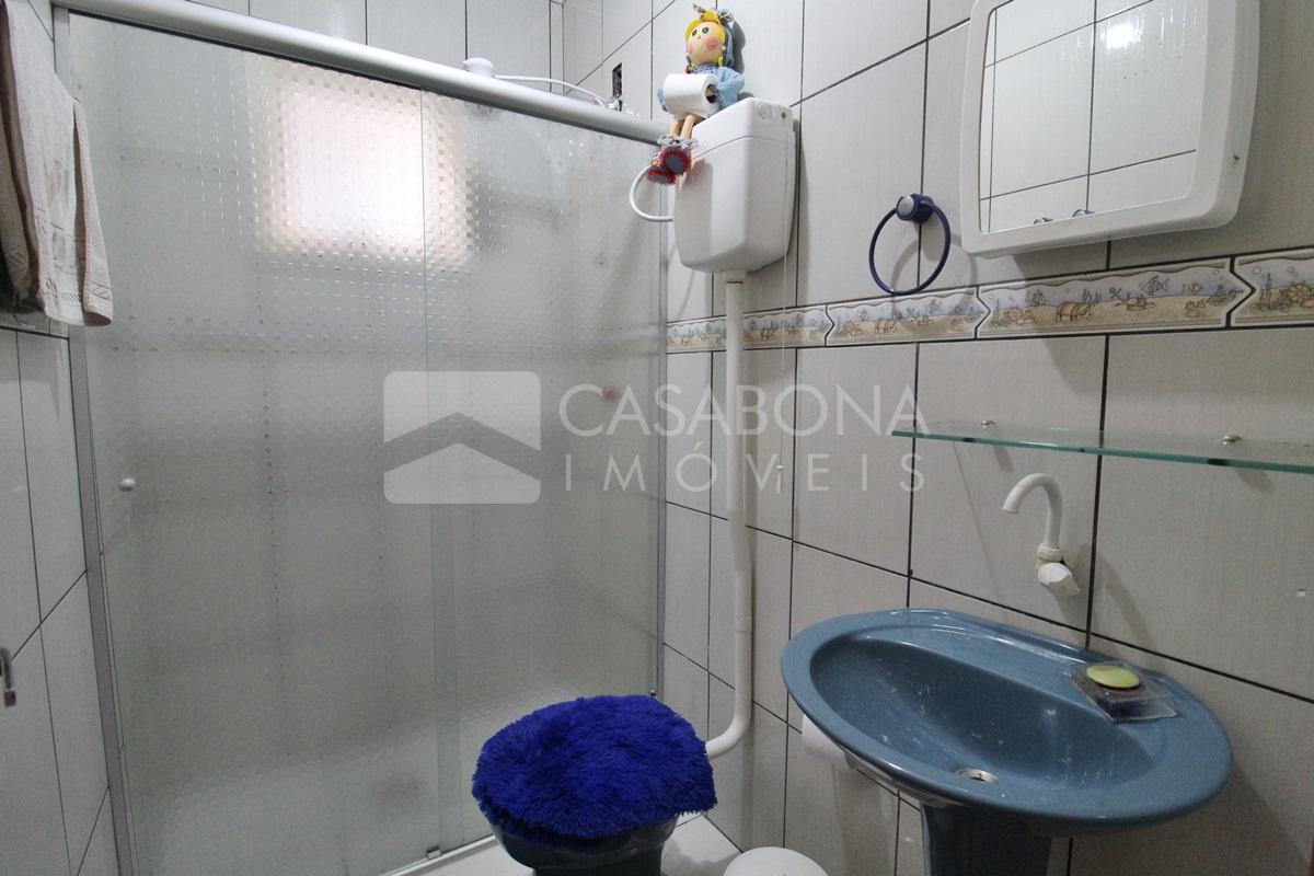 Casa com Piscina Próxima ao Mar: Pronta para Morar ou Veranear