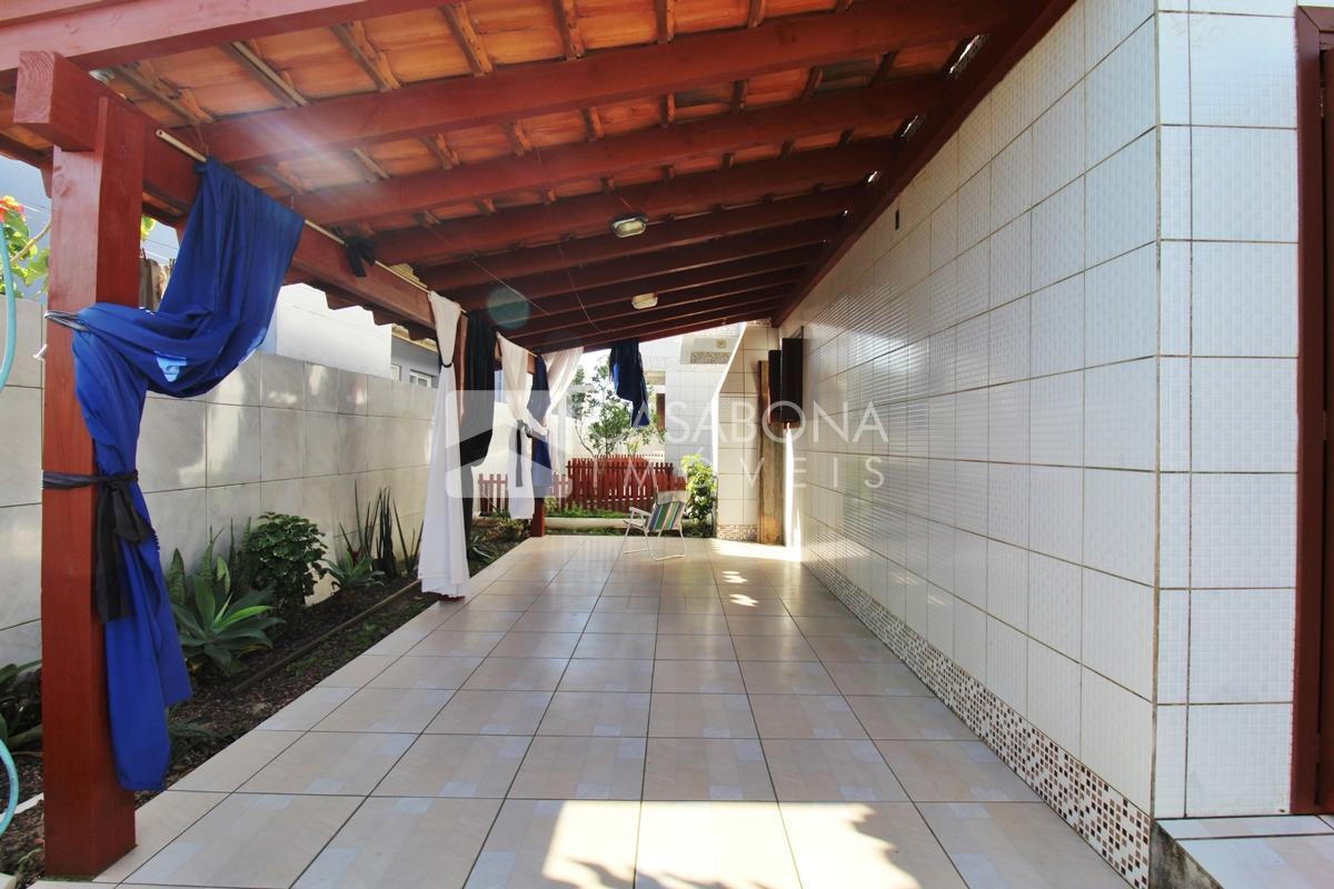 Sobrado a Poucos Passos do Mar