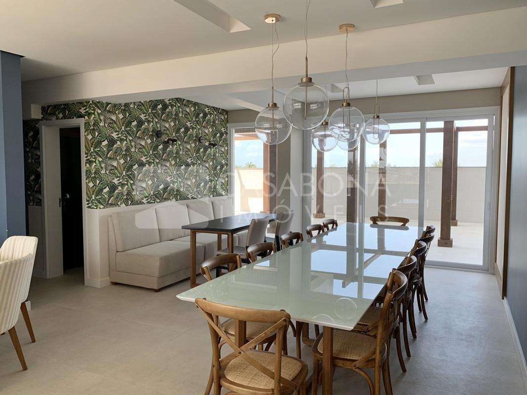 Apartamento no Edifício Mar da Serra: Elegância e Proximidade ao Mar