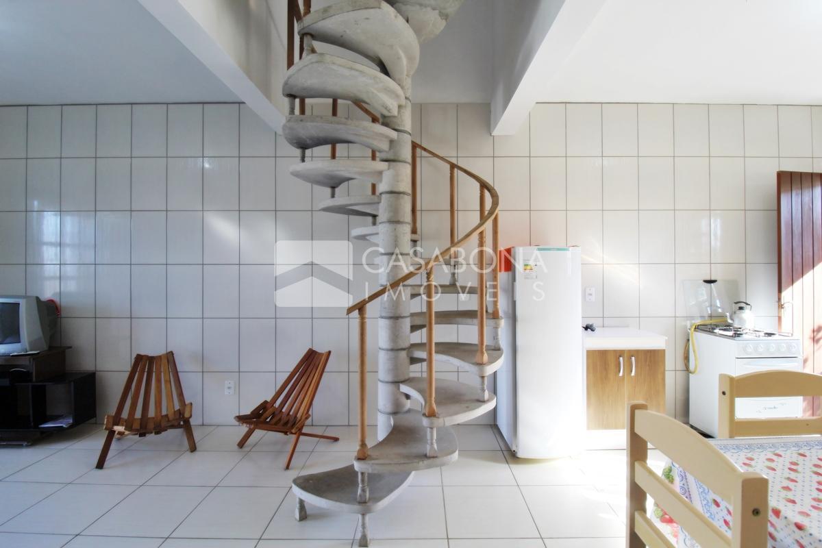 Sobrado Charmoso a 100 Metros do Mar