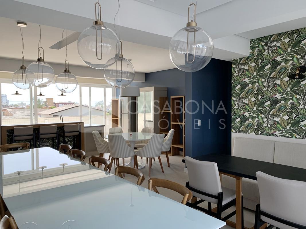 Apartamento no Edifício Mar da Serra: Elegância e Proximidade ao Mar