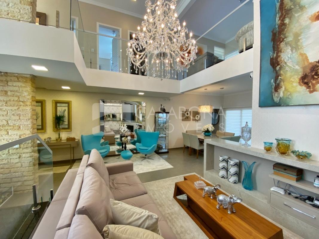 Magnífica Casa em Arroio do Sal: Design Moderno e Conforto Excepcional