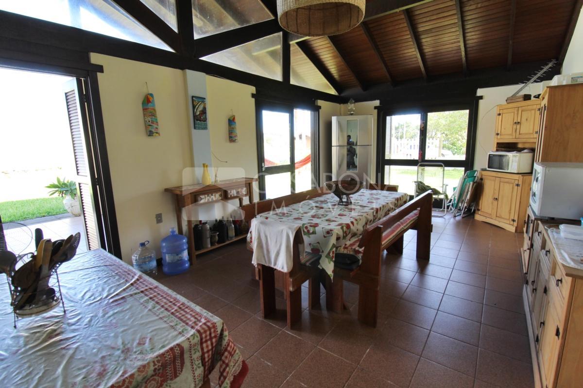 Ótima Casa Próxima ao Mar em Arroio do Sal