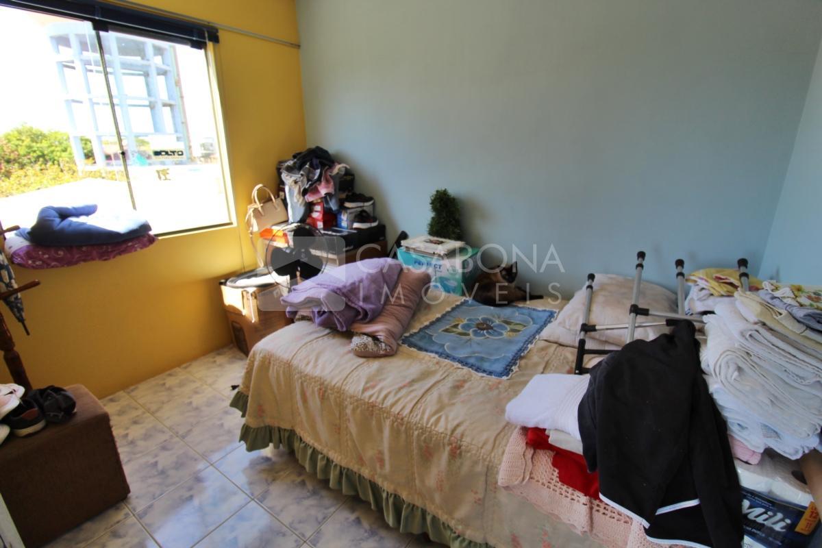 Oportunidade Imperdível: Residência com Terreno Amplo no Balneário Novo Arroio do Sal