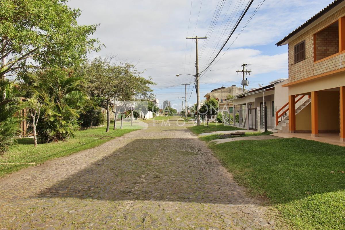 Duas Residências em um Terreno no Centro de Arroio do Sal