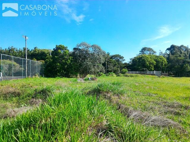 Ótima Área com Acesso à Lagoa da Itapeva - Ideal para Esportes