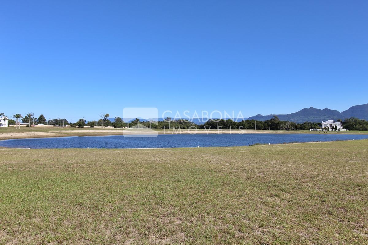 Terreno em Condomínio Fechado Parque das Figueiras