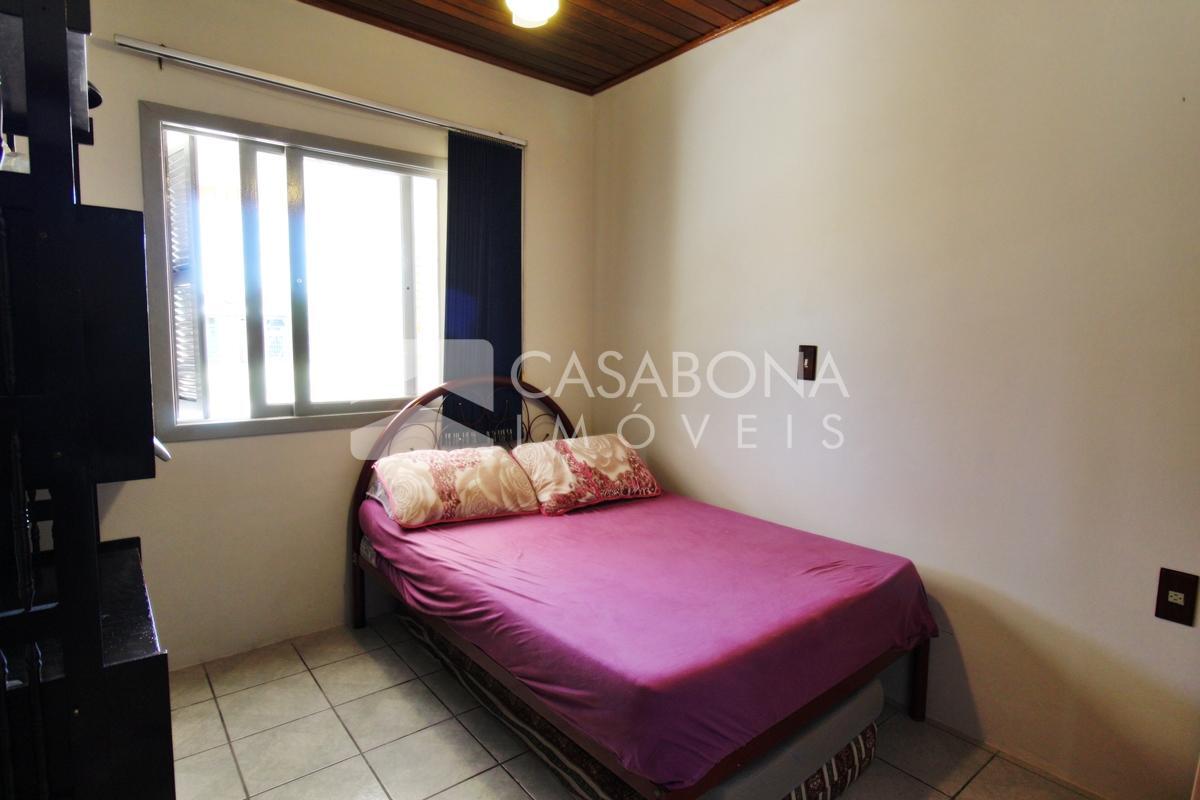 Encantadora Residência de Esquina com Piscina