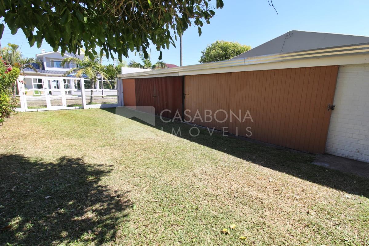 Charmosa Residência a Poucos Passos da Praia