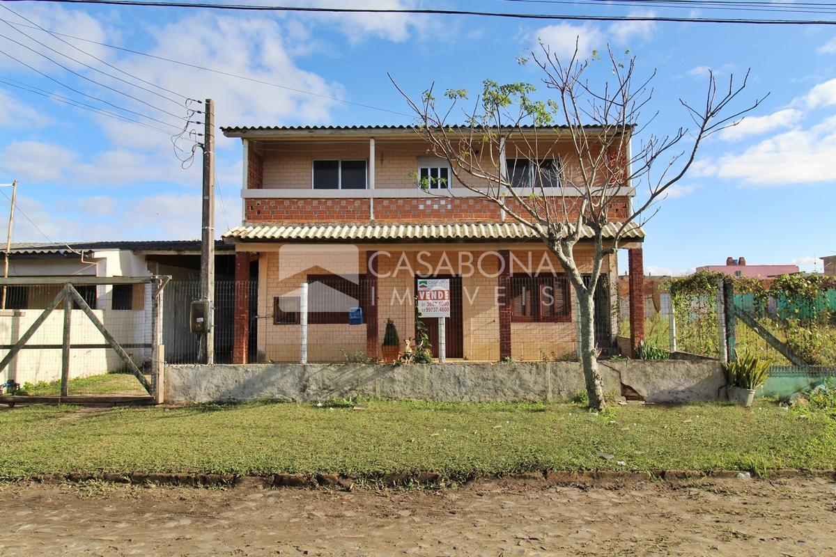 Residência no Centro de Arroio do Sal: Próxima do Mar e de Todas as Comodidades