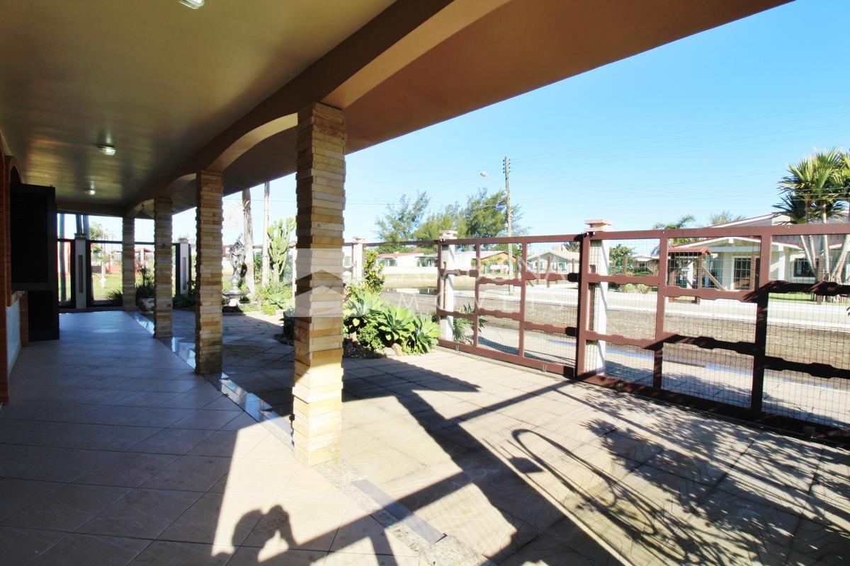 Seja Feliz em Arroio do Sal - Residência Espaçosa Próxima ao Mar