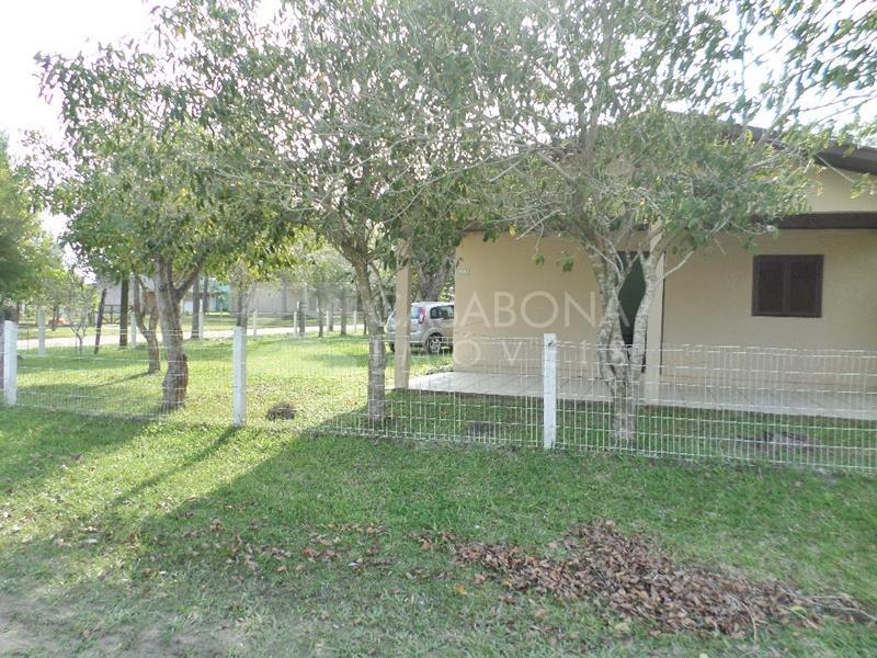 Oportunidade Única: Casa de Esquina com Dois Terrenos