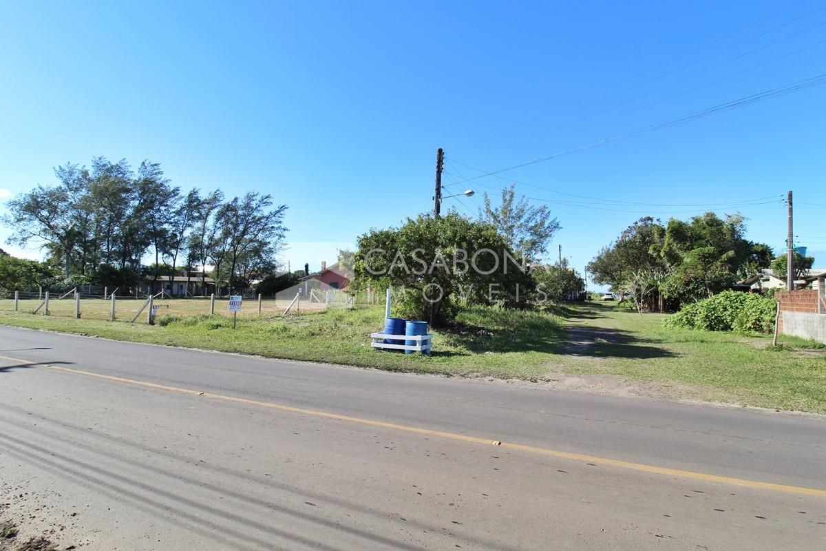 Oportunidade Única: Terreno de Esquina na Av. Interpraias Norte