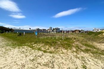 Imagem #2 do imóvel Terreno de Esquina 10 x 30 no Balneário Figueirinha – Beira-Mar, Posição Leste e Oportunidade Única