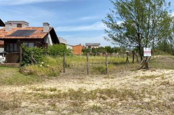 Imagem #1 do imóvel Terreno Beira-Mar à Venda em Arroio do Sal - Bairro Torres Sul