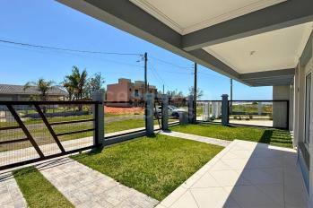 Imagem #3 do imóvel Casa à Venda em Arroio do Sal - Bairro São Pedro, a 50m da Praia