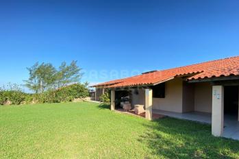 Imagem #3 do imóvel Refúgio à Beira-Mar: Linda Residência no Balneário Rondinha Nova