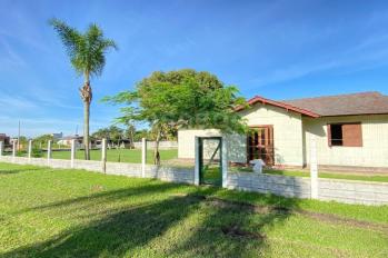 Imagem #2 do imóvel Casa Espaçosa em Bismar, Arroio do Sal: Conforto e Proximidade