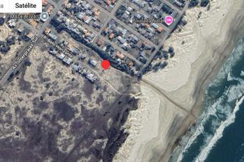 Imagem #2 do imóvel Terreno com excelente localização a apenas 60 metros do mar!