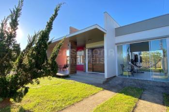 Imagem #2 do imóvel Casa Aconchegante com Piscina a Poucos Passos da Praia