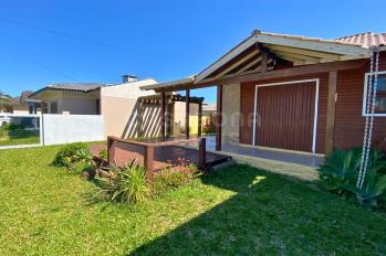 Imagem #3 do imóvel Casa com piscina a apenas 100 metros da praia em Arroio do Sal!