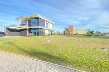 Imagem #3 do imóvel Terreno Exclusivo em Condomínio Fechado com Piscina e Áreas de Lazer