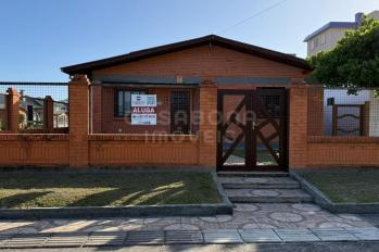 Imagem #2 do imóvel Casa de Esquina em Areias Brancas – Amplitude, Conforto e Localização Privilegiada