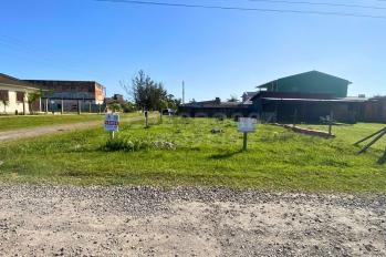 Imagem #1 do imóvel Terreno 12 x 25 no Balneário Figueirinha – Iluminação Ideal e Grande Potencial de Valorização