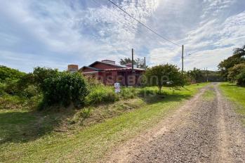 Imagem #2 do imóvel Terreno no Parque Tupancy –  Apenas 50 Metros do Mar!