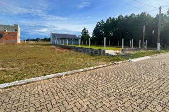 Imagem #2 do imóvel Terreno pronto para construir no Bom Jesus – 400m do mar!