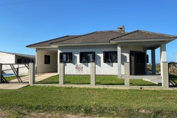 Imagem #1 do imóvel Charmosa Casa de Esquina em Arroio do Sal, Quatro Lagos