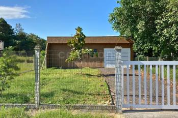 Imagem #2 do imóvel Casa à Venda no Bairro Balneário Atlântico - 2 Dormitórios, Piscina e a 500m do Mar!