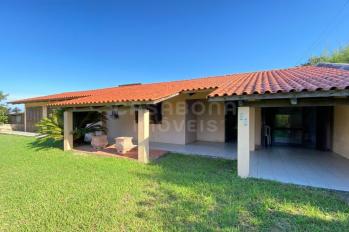 Imagem #2 do imóvel Refúgio à Beira-Mar: Linda Residência no Balneário Rondinha Nova