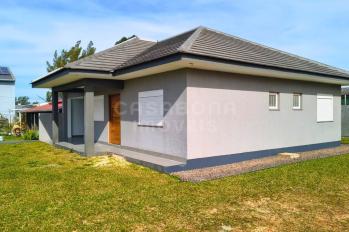 Imagem #3 do imóvel Casa moderna com amplo terreno duplo em Arroio do Sal